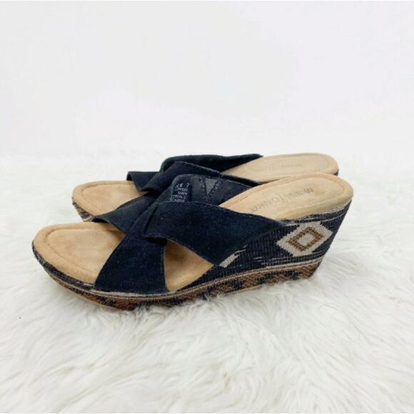 Minnetonka Wedge Sandals Size 7.5 Women Black Suede Platform Aztec Tribal - Picture 6 of 9
